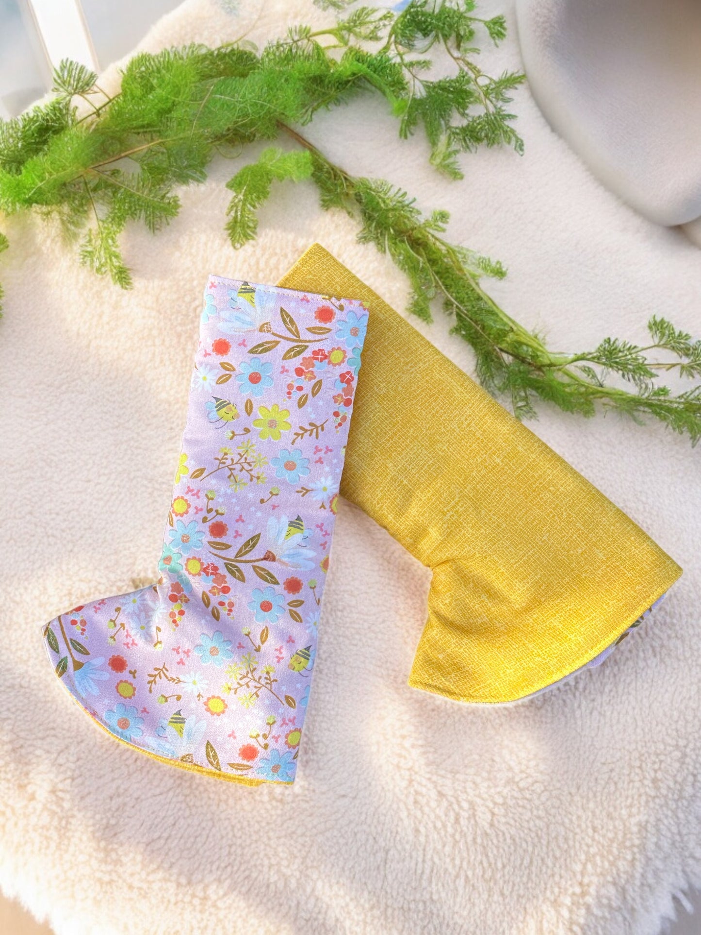 Floral Bee Reversible Suck Pads