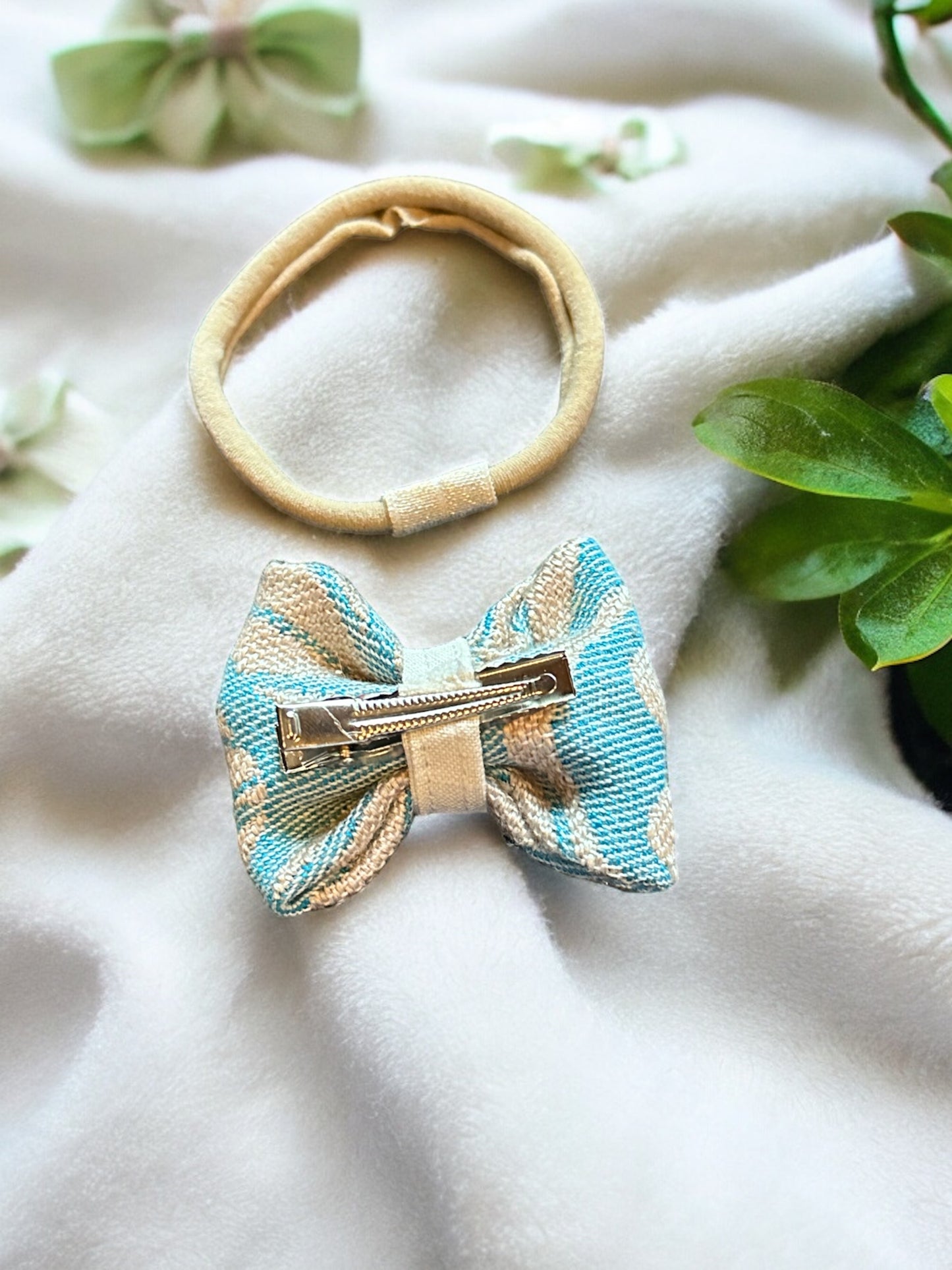 AP Paradise hairbow