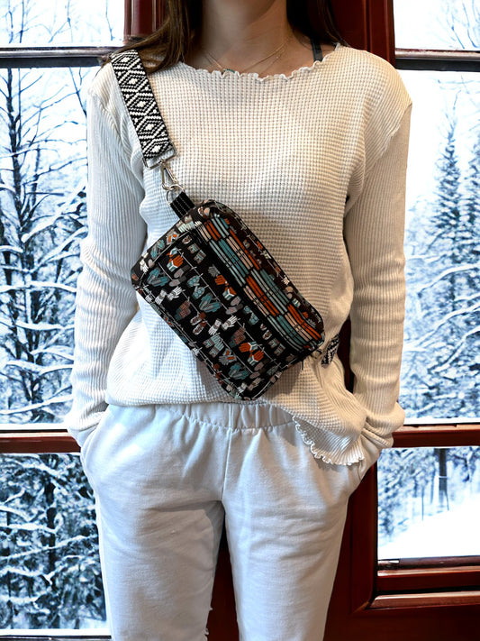 Ski cross body bag